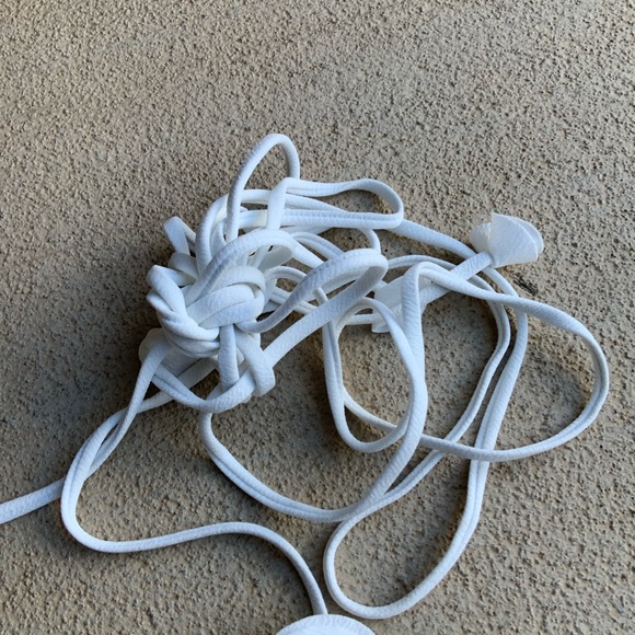 BRAND NEW Floral Appliqué Halter Black White One Piece Swimsuit Women’s SZ Large - Picture 8 of 15